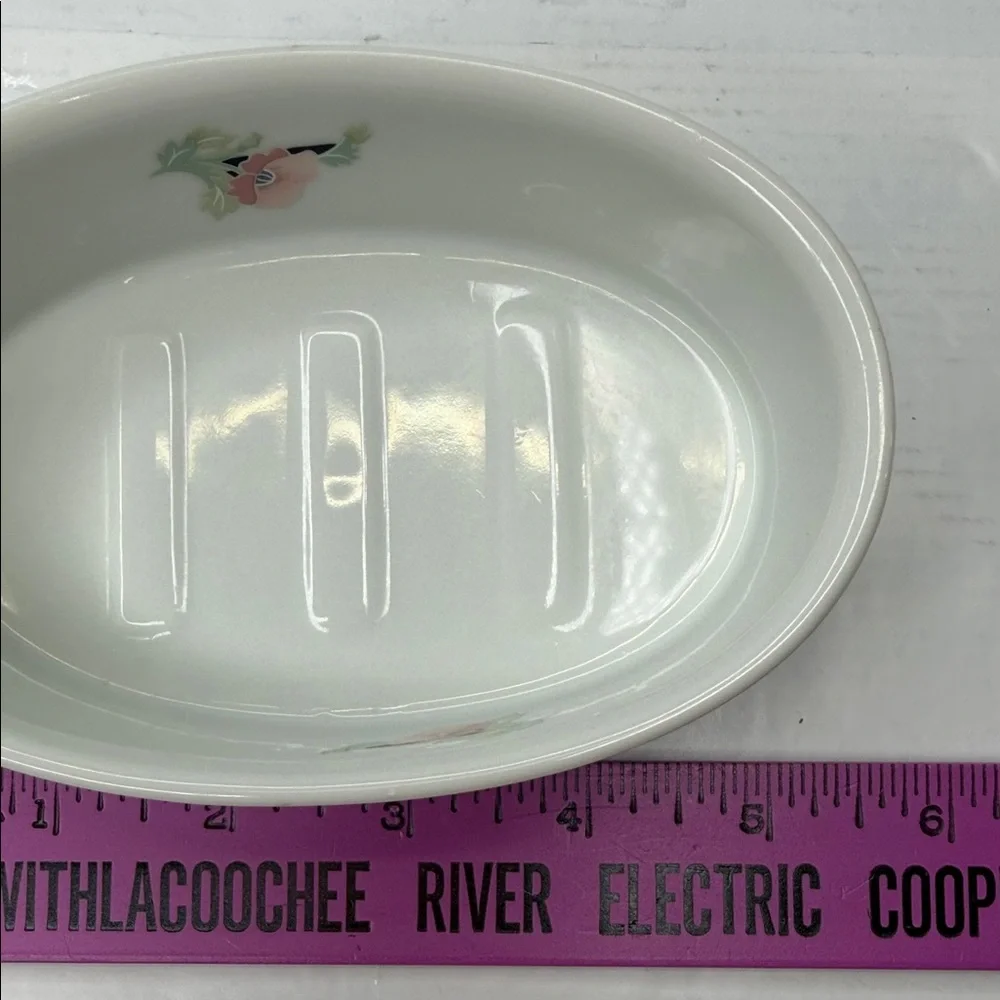 Vintage 80s Floral Oval Ceramic Soap Dish